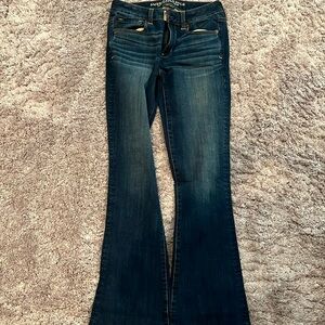 tags still on! American Eagle super stretch skinny kick Jean size 4 short